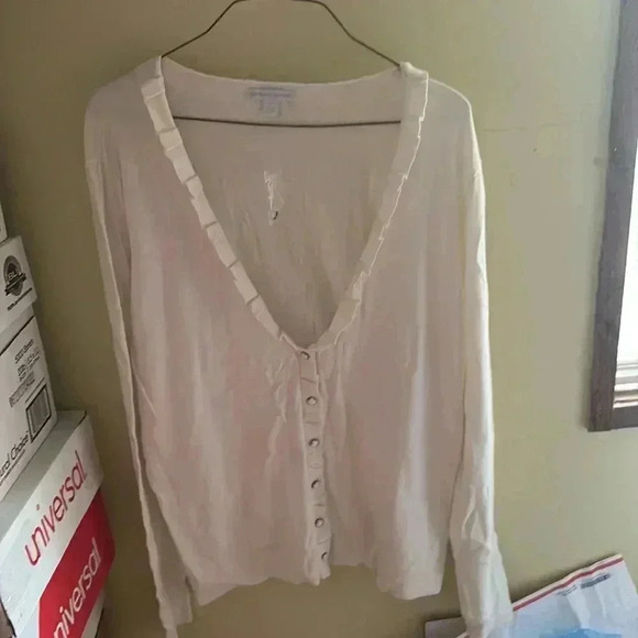 Sweaters - New York and company cardigan‎